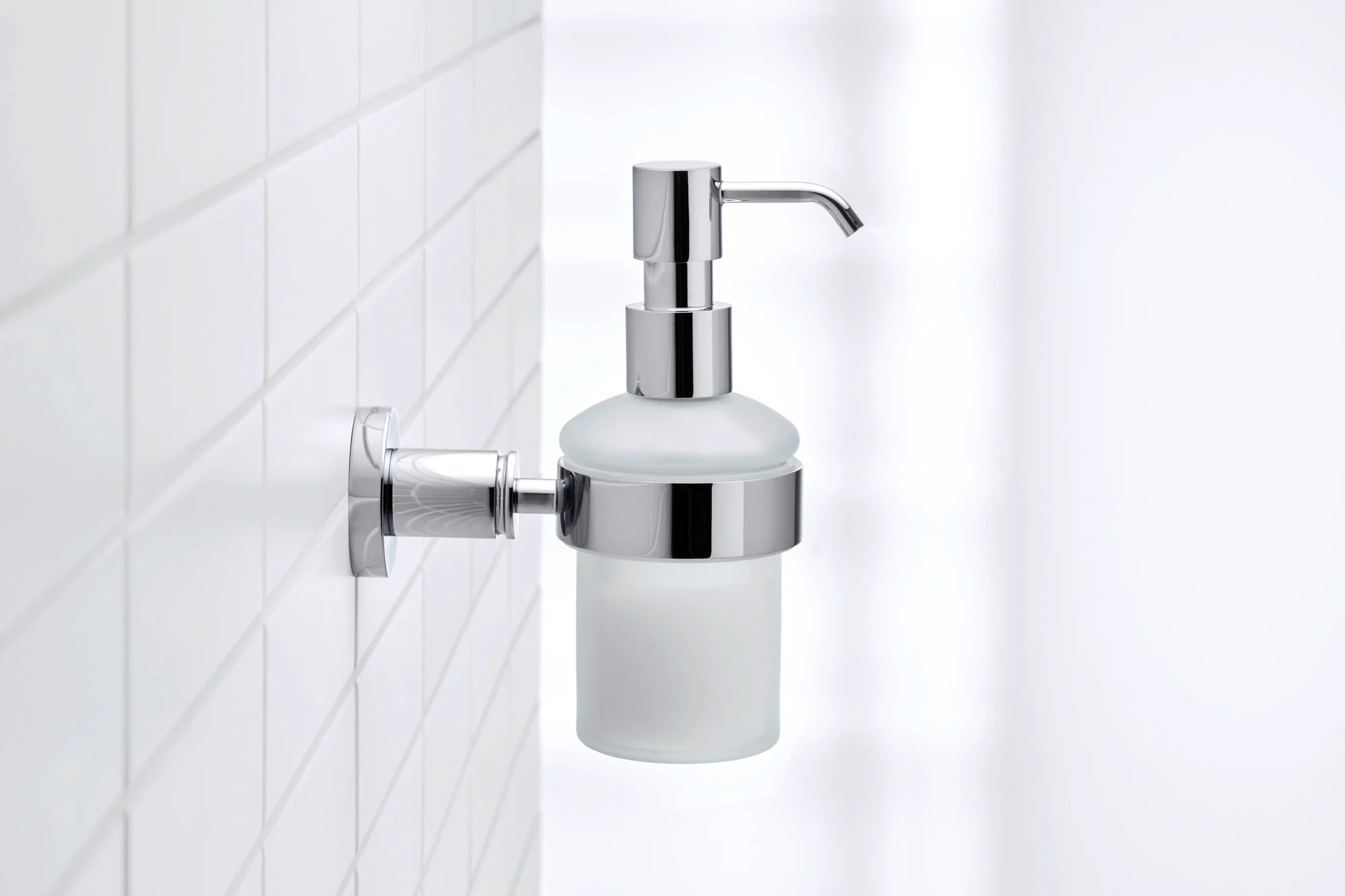 Duravit D-Code tvåldispenser  - Image 2